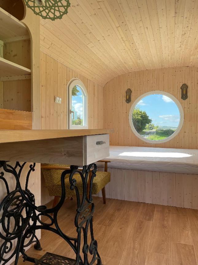 Hotel Glamping MARINGOTKA - malebný ladův kraj Stribrna Skalice Exteriér fotografie