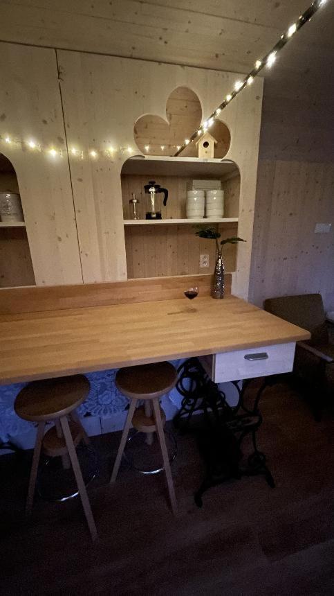 Hotel Glamping MARINGOTKA - malebný ladův kraj Stribrna Skalice Exteriér fotografie