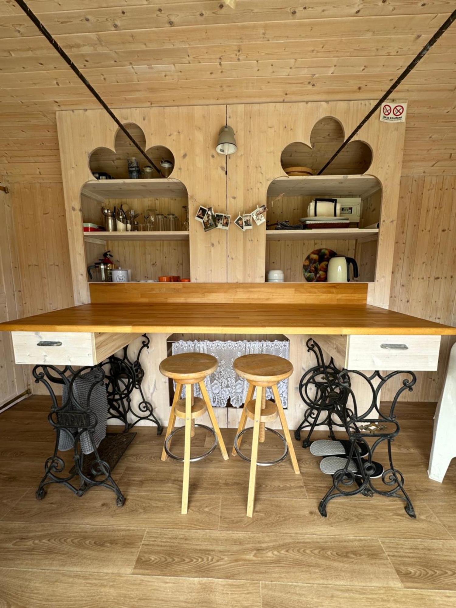 Hotel Glamping MARINGOTKA - malebný ladův kraj Stribrna Skalice Exteriér fotografie